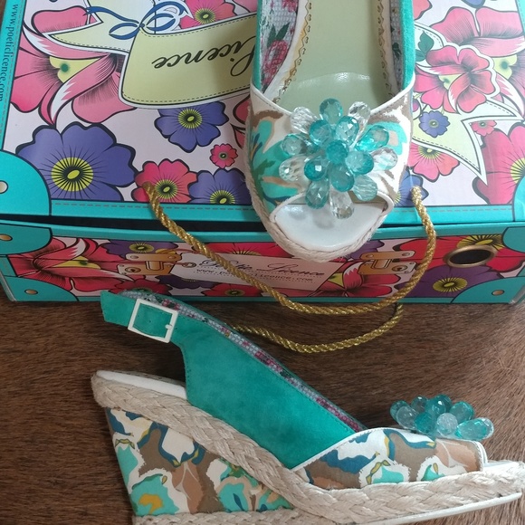 Poetic Licence Wedges - Picture 4 of 8